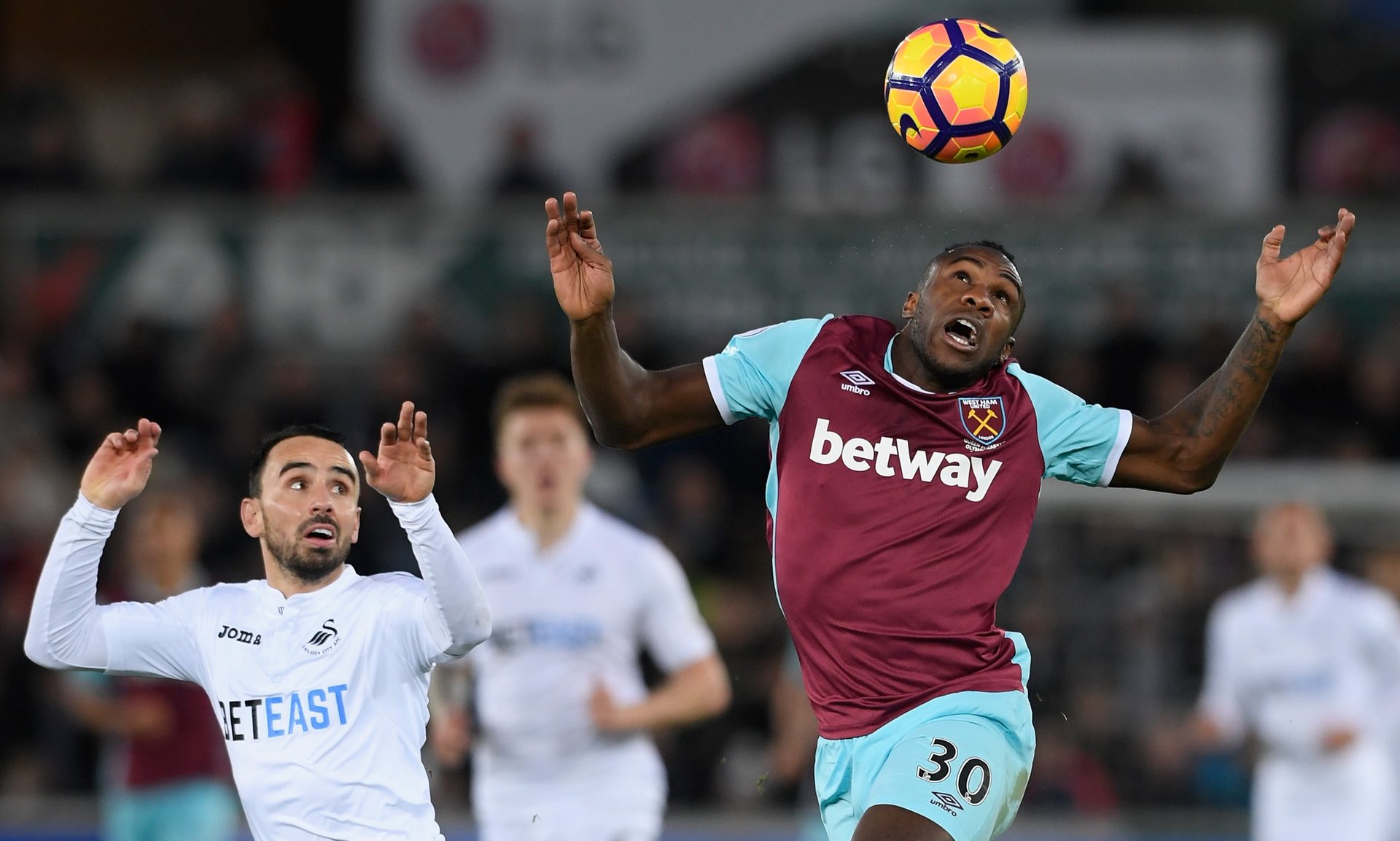 可以与伊萨 可以与伊萨